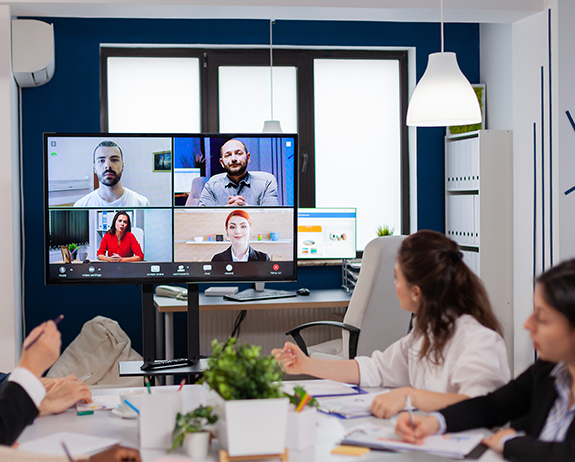 İnternet Üzerinden Canlı Toplantı Yapabileceğiniz 5 Program